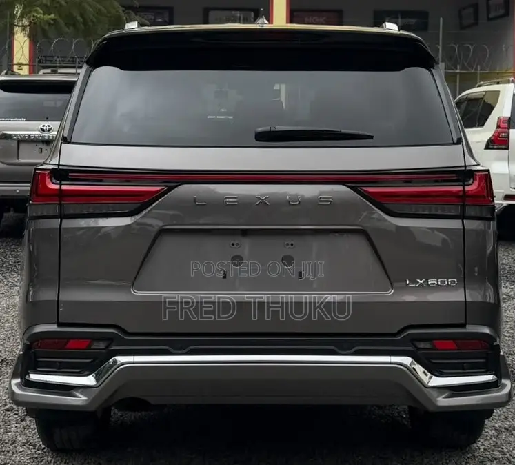 Lexus LX 600 2024 Gray