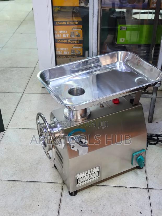Electric Meat Mincer Tk22 With Reverse