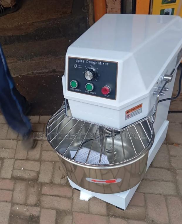 Commercial 35L Spiral Dough Mixer - thumbnail 2