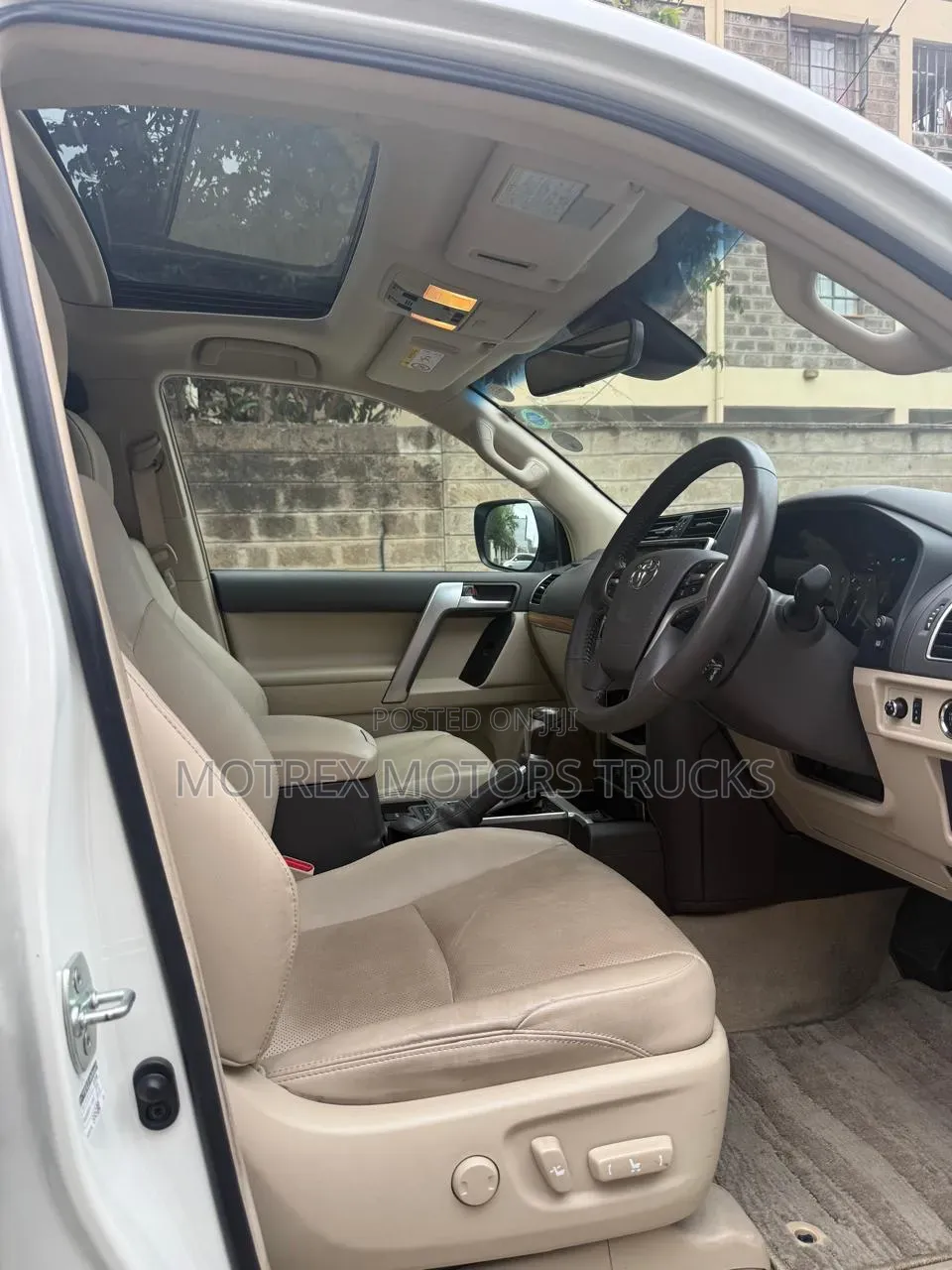 Toyota Land Cruiser Prado 2021 White