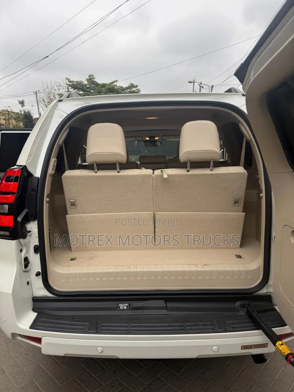 Toyota Land Cruiser Prado 2021 White
