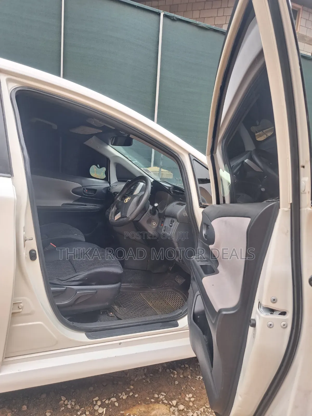 Toyota Wish 2012 White