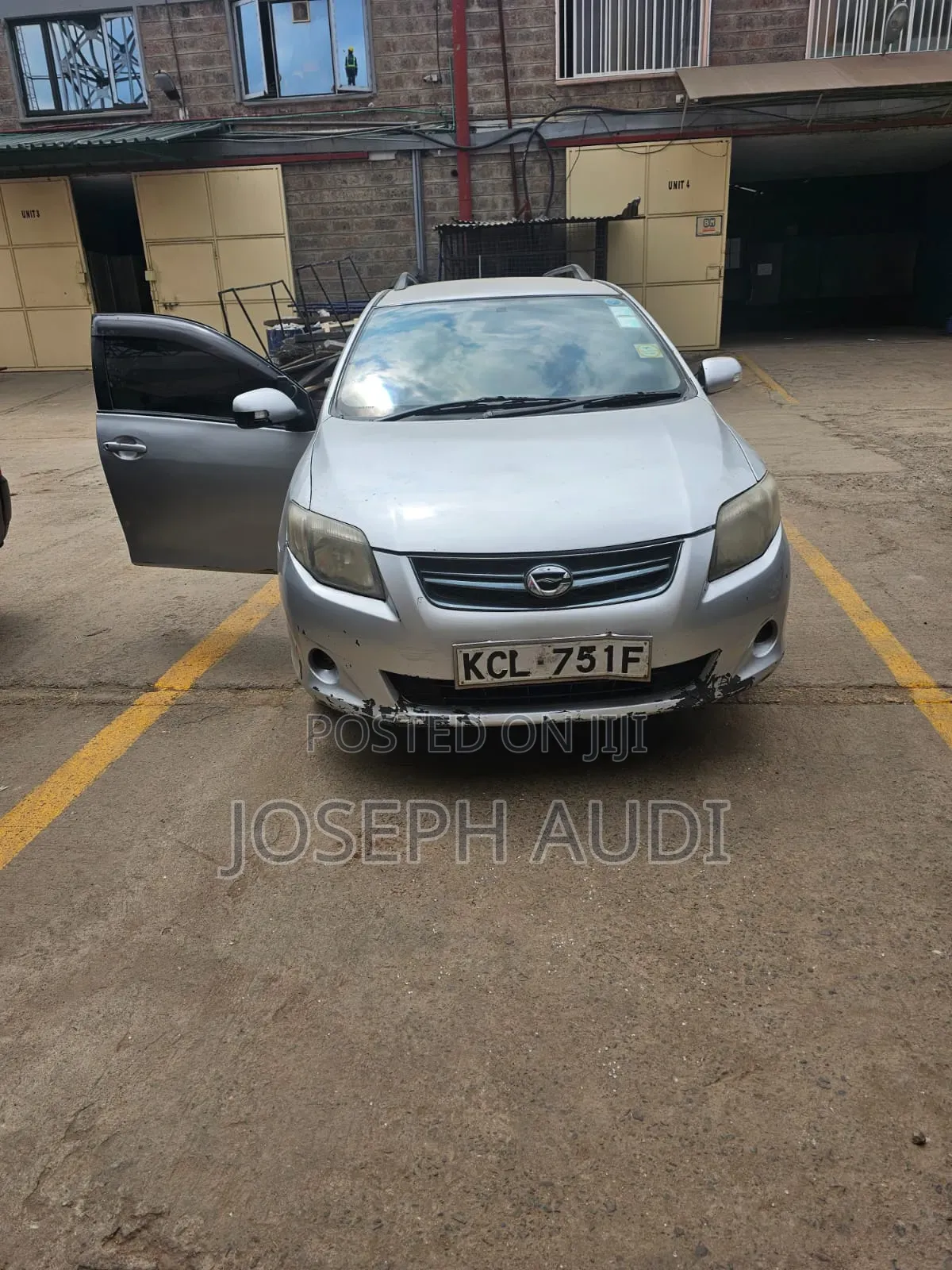 Toyota Corolla Fielder 2010 Silver