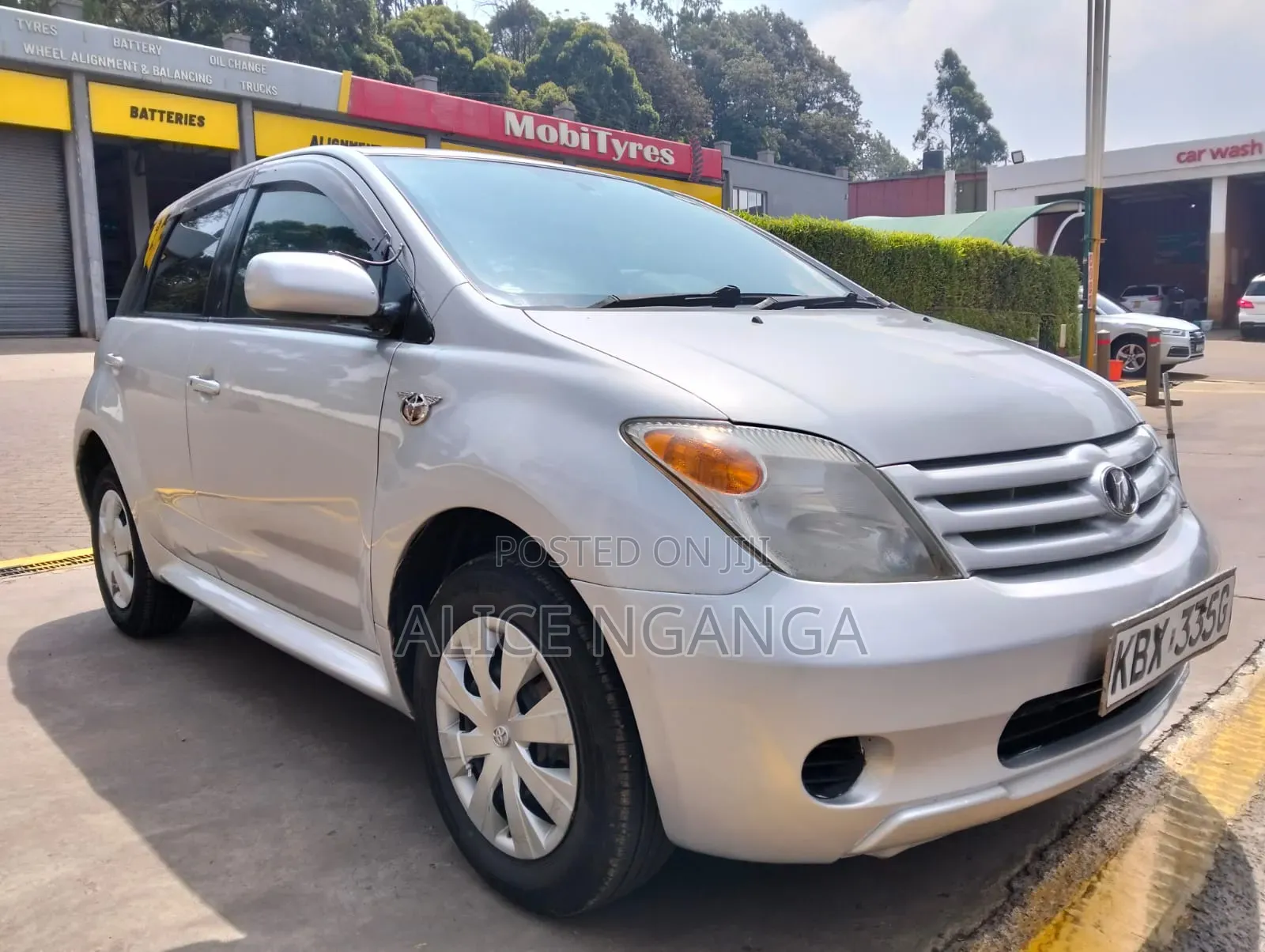 Toyota IST 2005 Silver