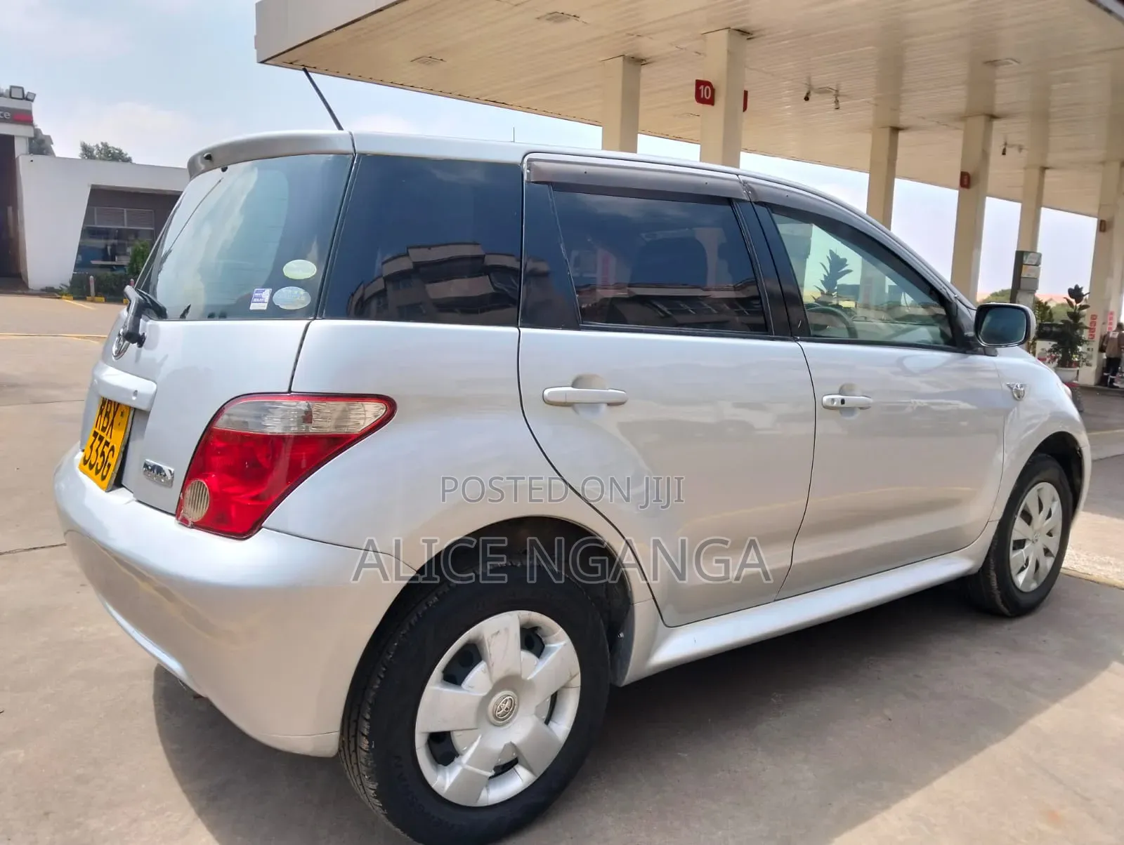 Toyota IST 2005 Silver