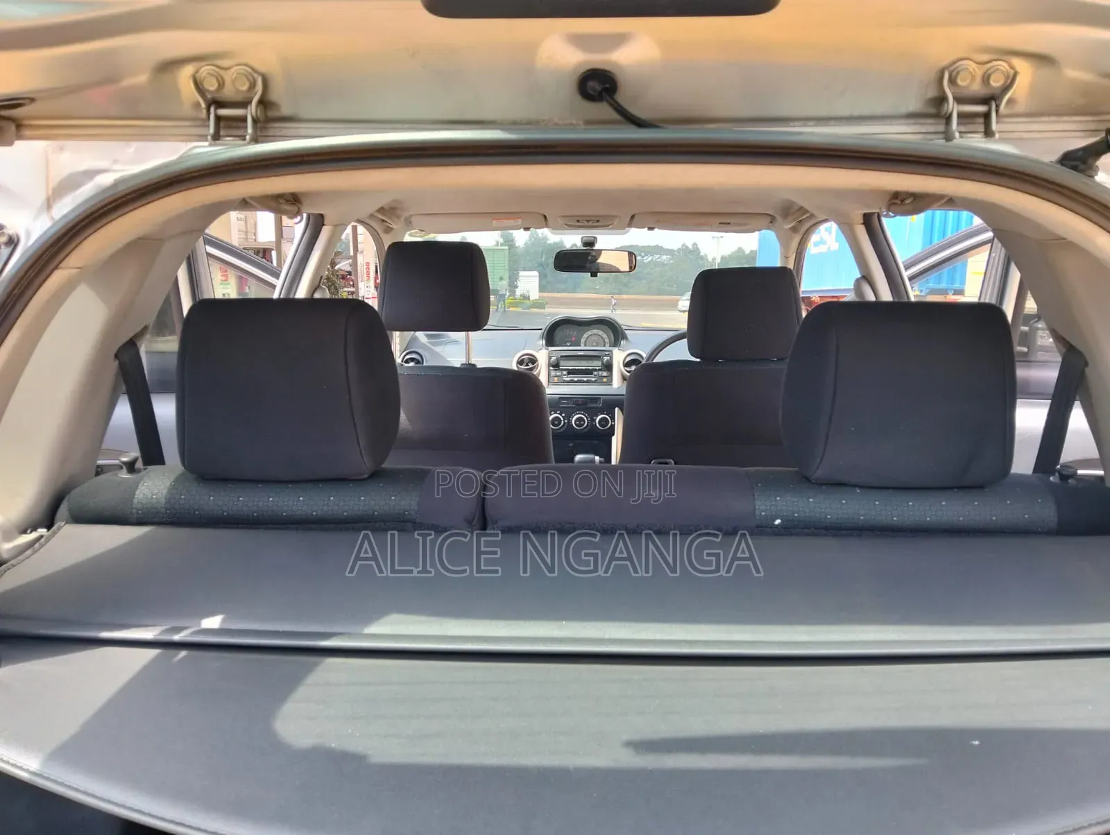 Toyota IST 2005 Silver