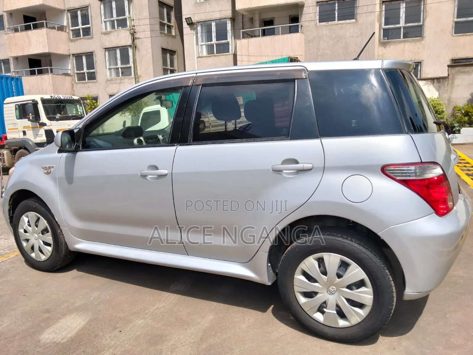 Toyota IST 2005 Silver