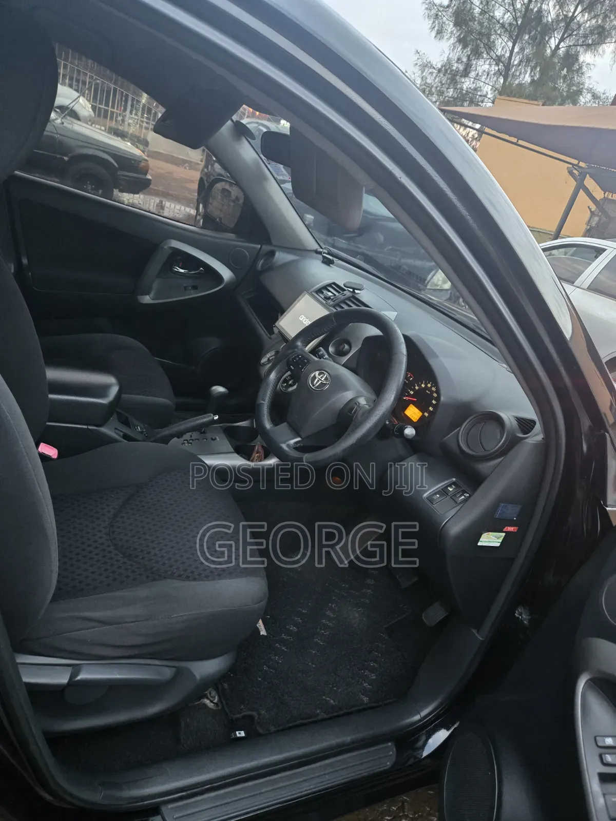 Toyota Vanguard 2011 Black
