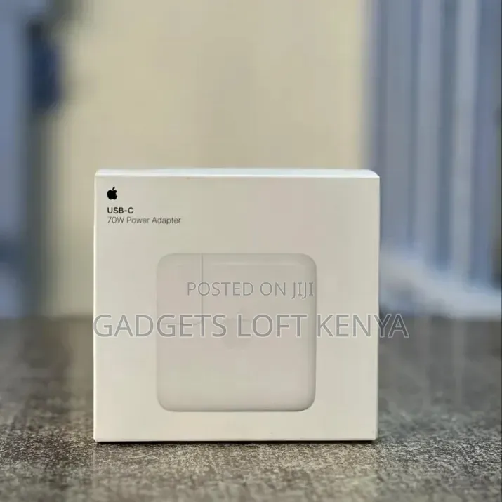 USB-C 70W Fast Charging Power Adapter