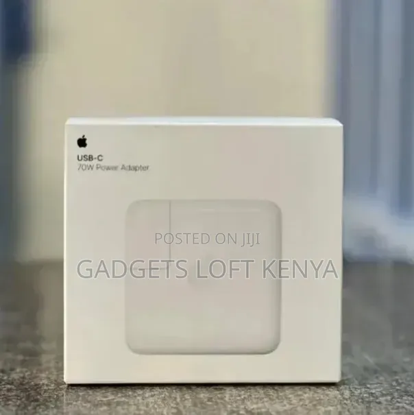 USB-C 70W Fast Charging Power Adapter
