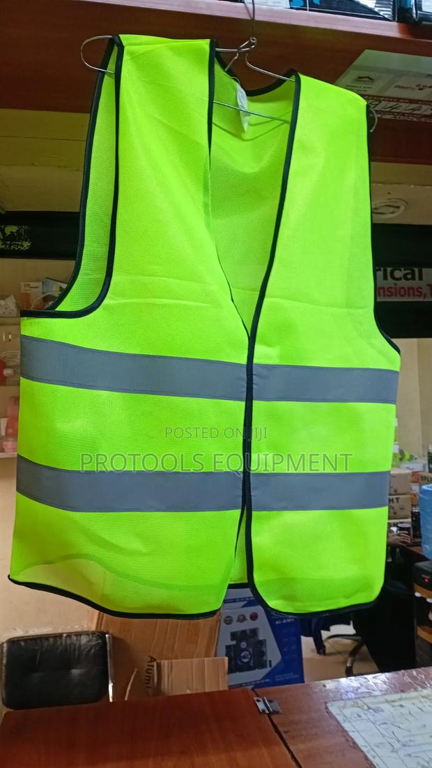Light Green Reflector