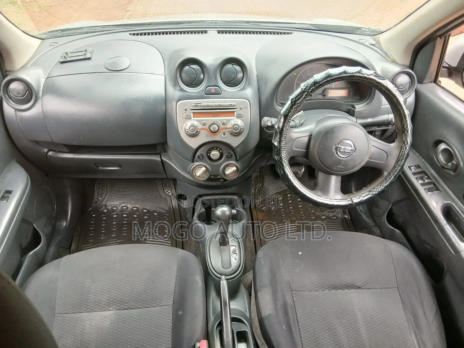 Nissan March 2012 Silver