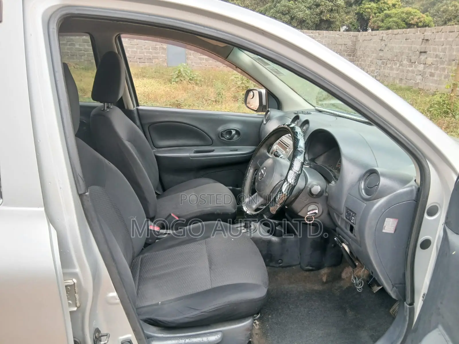 Nissan March 2012 Silver