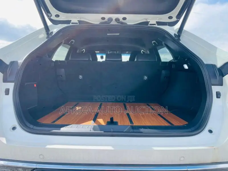 Toyota Harrier 2020 White