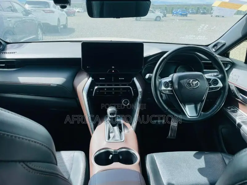 Toyota Harrier 2020 White