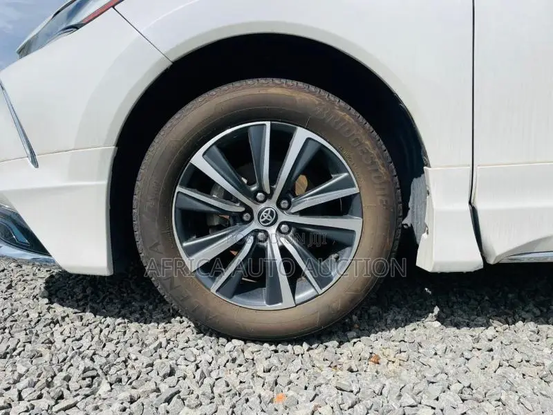 Toyota Harrier 2020 White