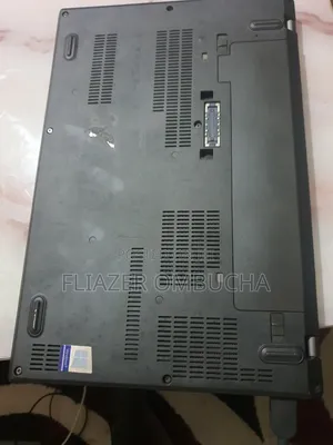 Laptop Lenovo ThinkPad X270 8GB Intel Core i5 HDD+SSD 250GB