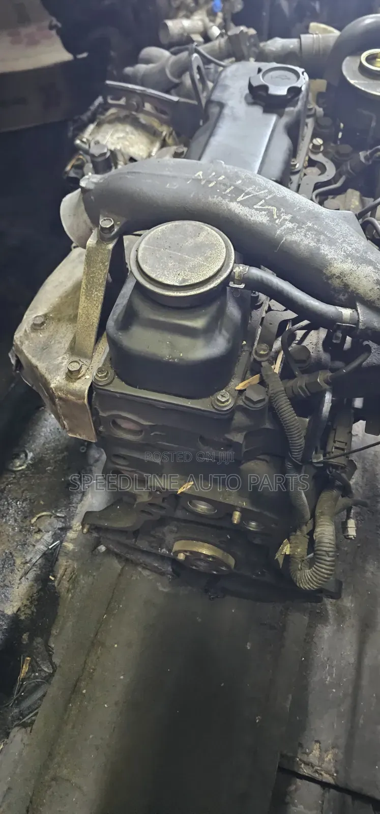 4g64 Mitsubishi Chariot Complete Engine