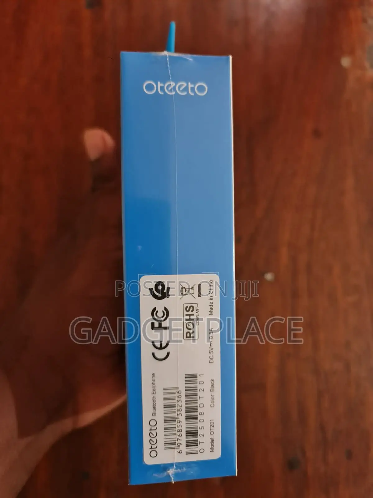 Oteeto OT201 Ear Buds.