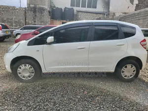 Honda Fit 2010 White