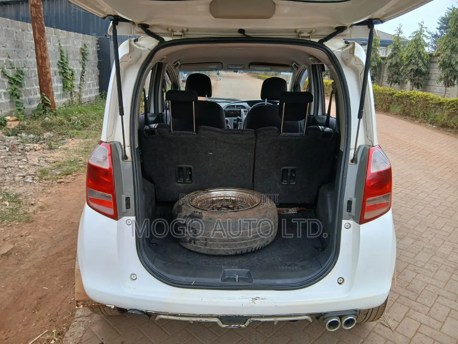 Toyota Ractis 2007 White