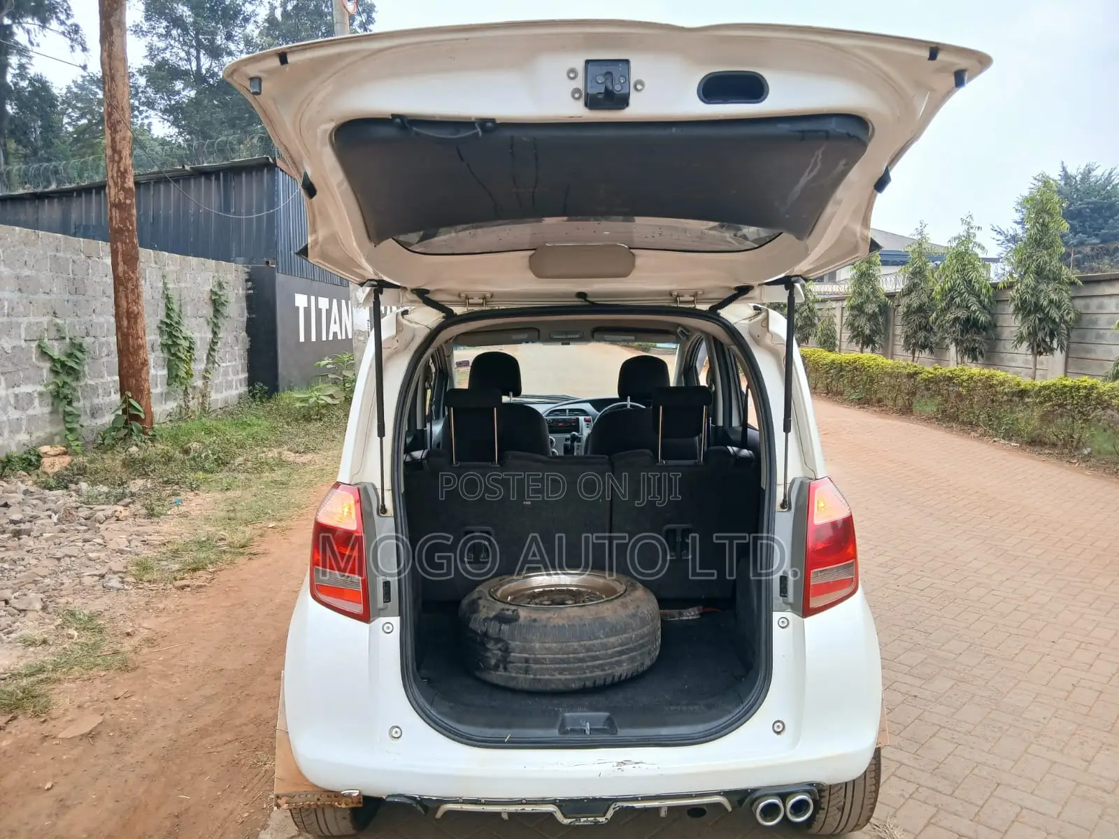 Toyota Ractis 2007 White