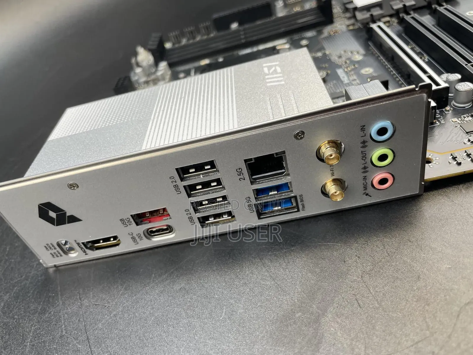 Msi Pro B840-Vc Wifi + Amd Ryzen 5 8400f + 8gb Ddr5 Ram + 800w Psu