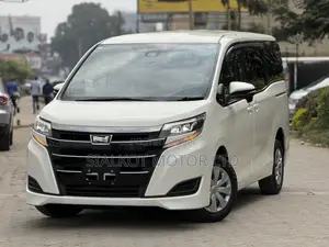 Toyota Noah 2.0 AWD (7 Seater) 2020 White