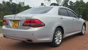 Toyota Crown 2008 Silver