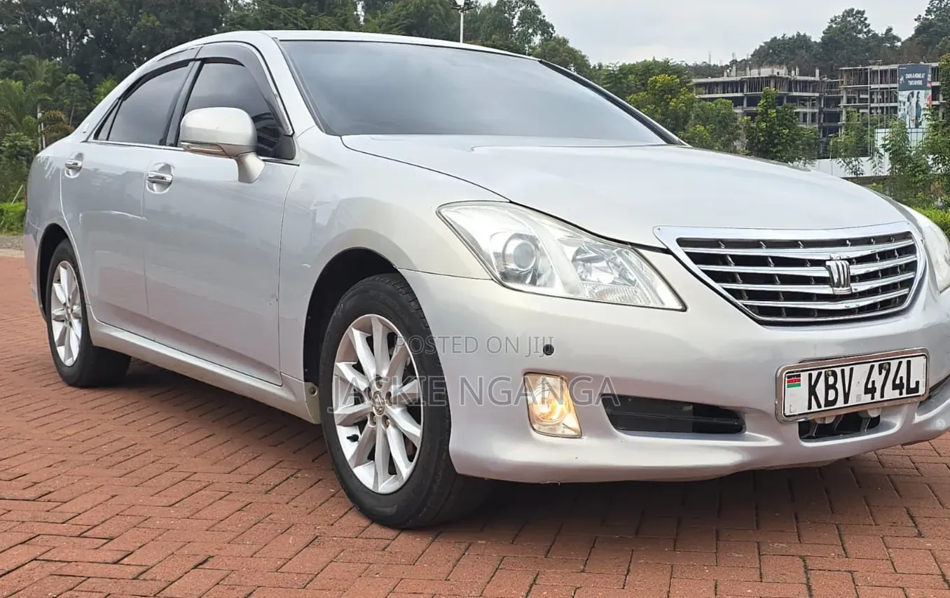 Toyota Crown 2008 Silver