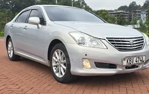 Toyota Crown 2008 Silver