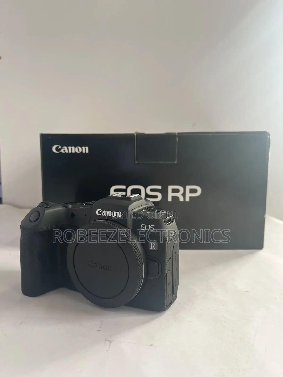 Canon EOS RP Mirrorless Digital Camera (Body)