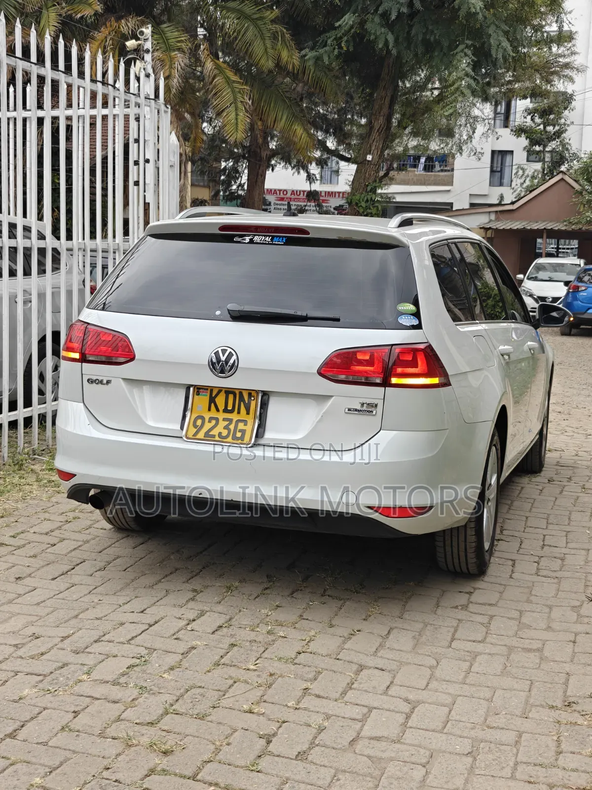 Volkswagen Golf 2016 White