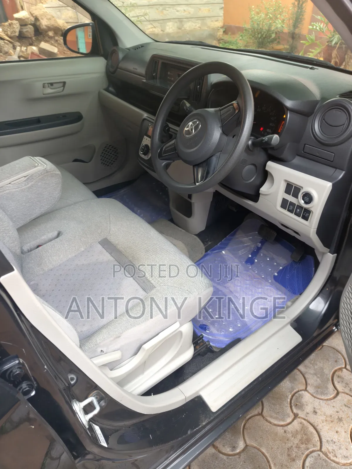 Toyota Passo 2016 Black