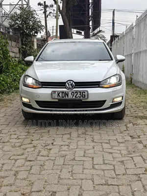 Volkswagen Golf 2016 White