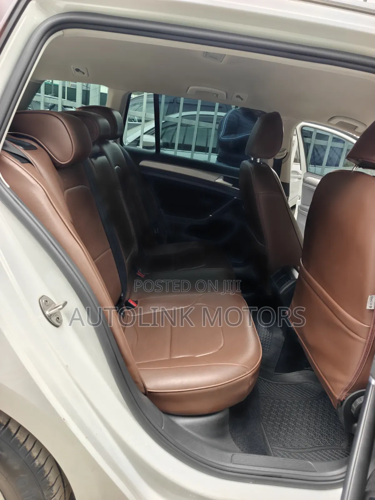 Volkswagen Golf 2016 White