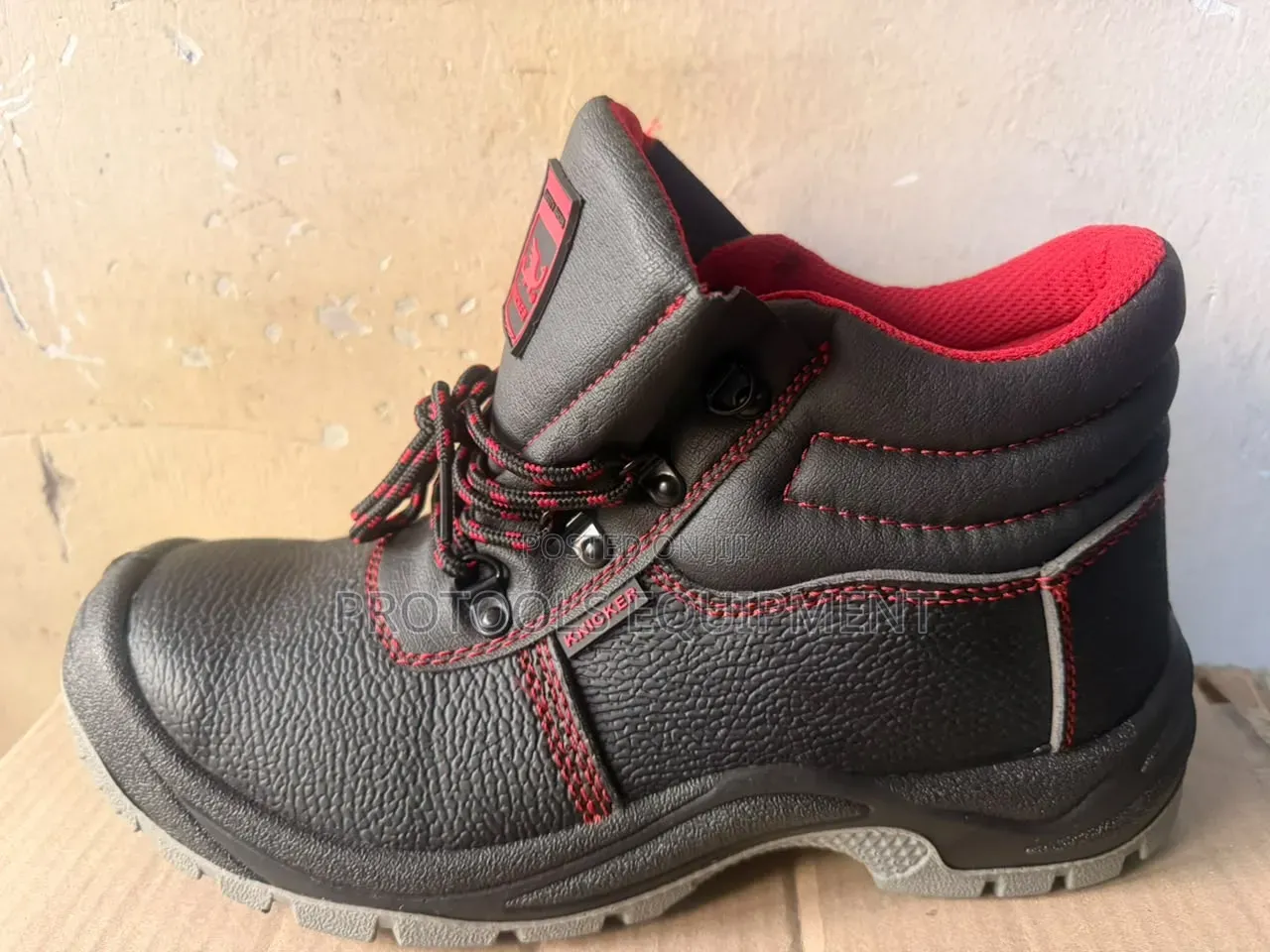 Knicker Safety Boots