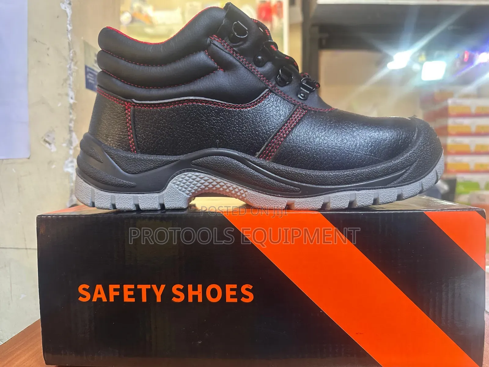 Knicker Safety Boots