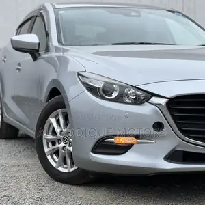 Mazda Axela 2018 Silver