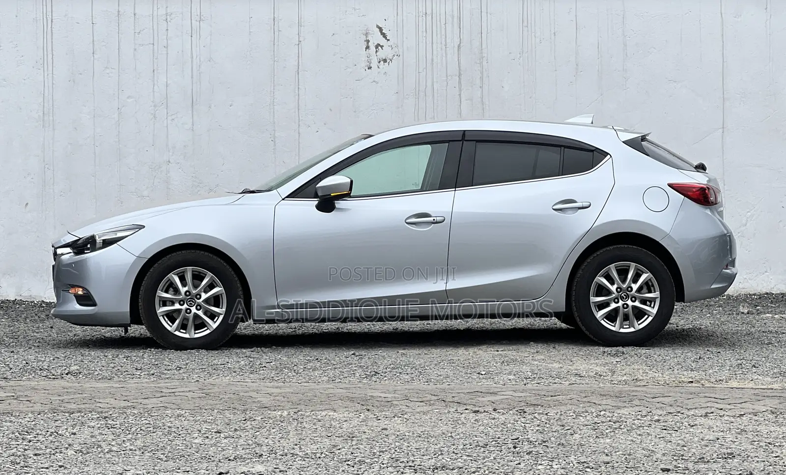 Mazda Axela 2018 Silver