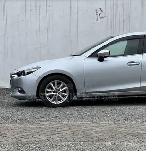 Mazda Axela 2018 Silver