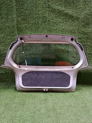 Tail Gate/Boot Toyota Vitz Scp10 2001