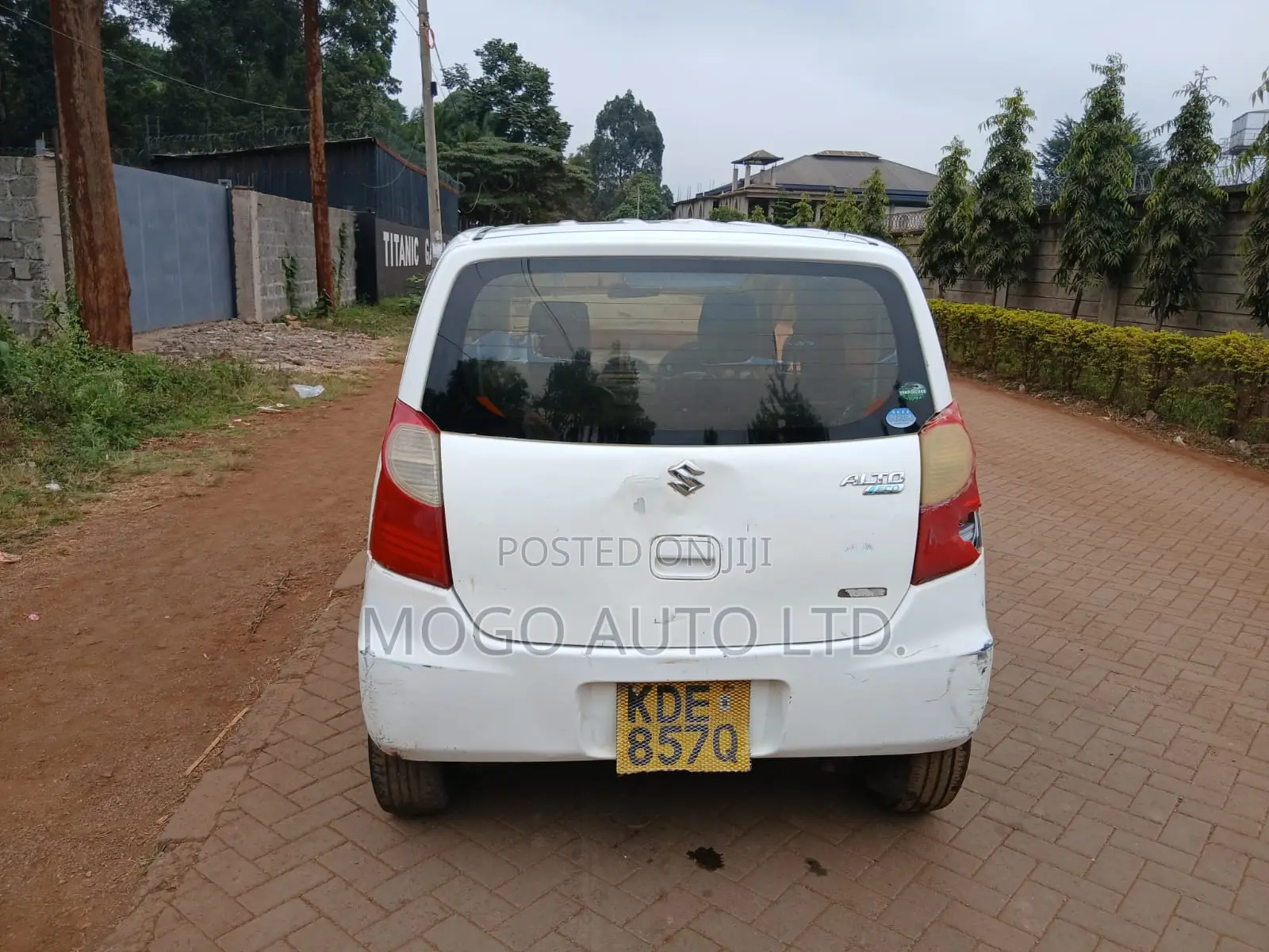 Suzuki Alto 2014 White