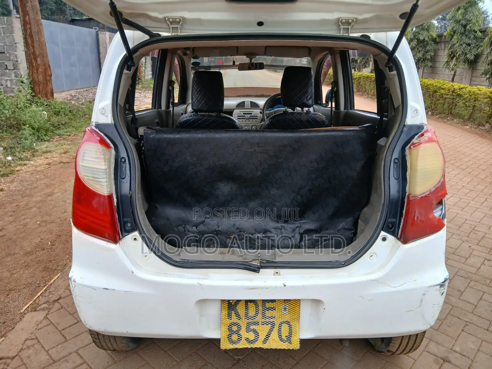 Suzuki Alto 2014 White