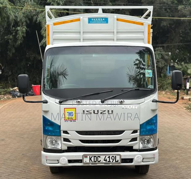 Isuzu NMR Lorry - thumbnail 5