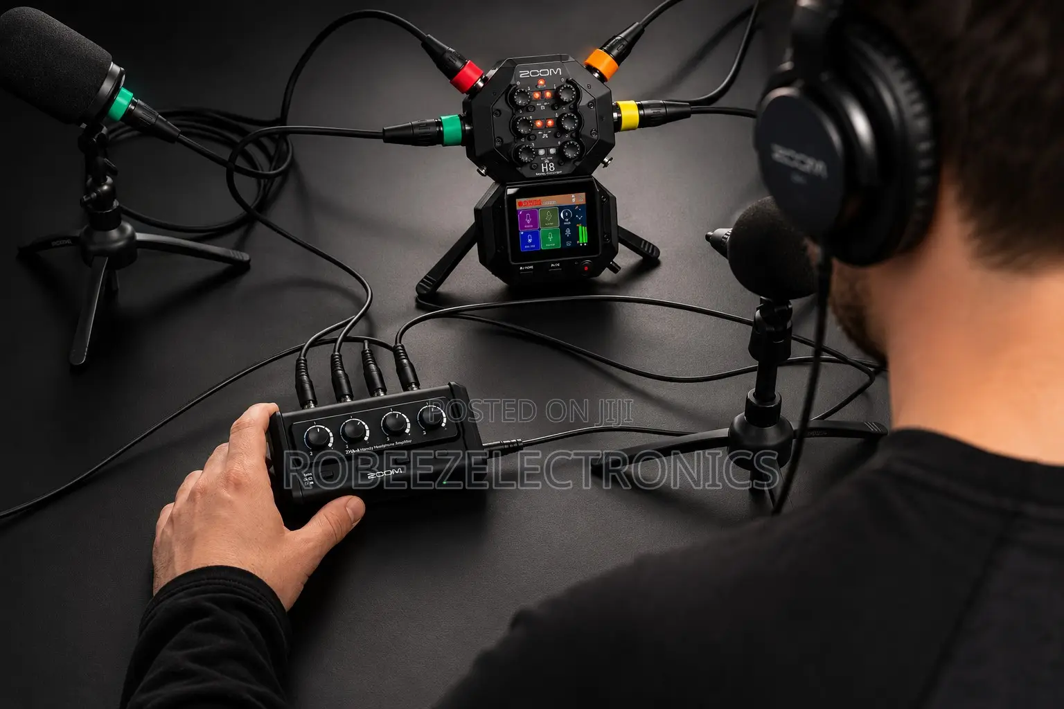 Zoom ZHA-4 Handy Headphone Amplifier