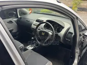 Honda Fit 2006 Silver