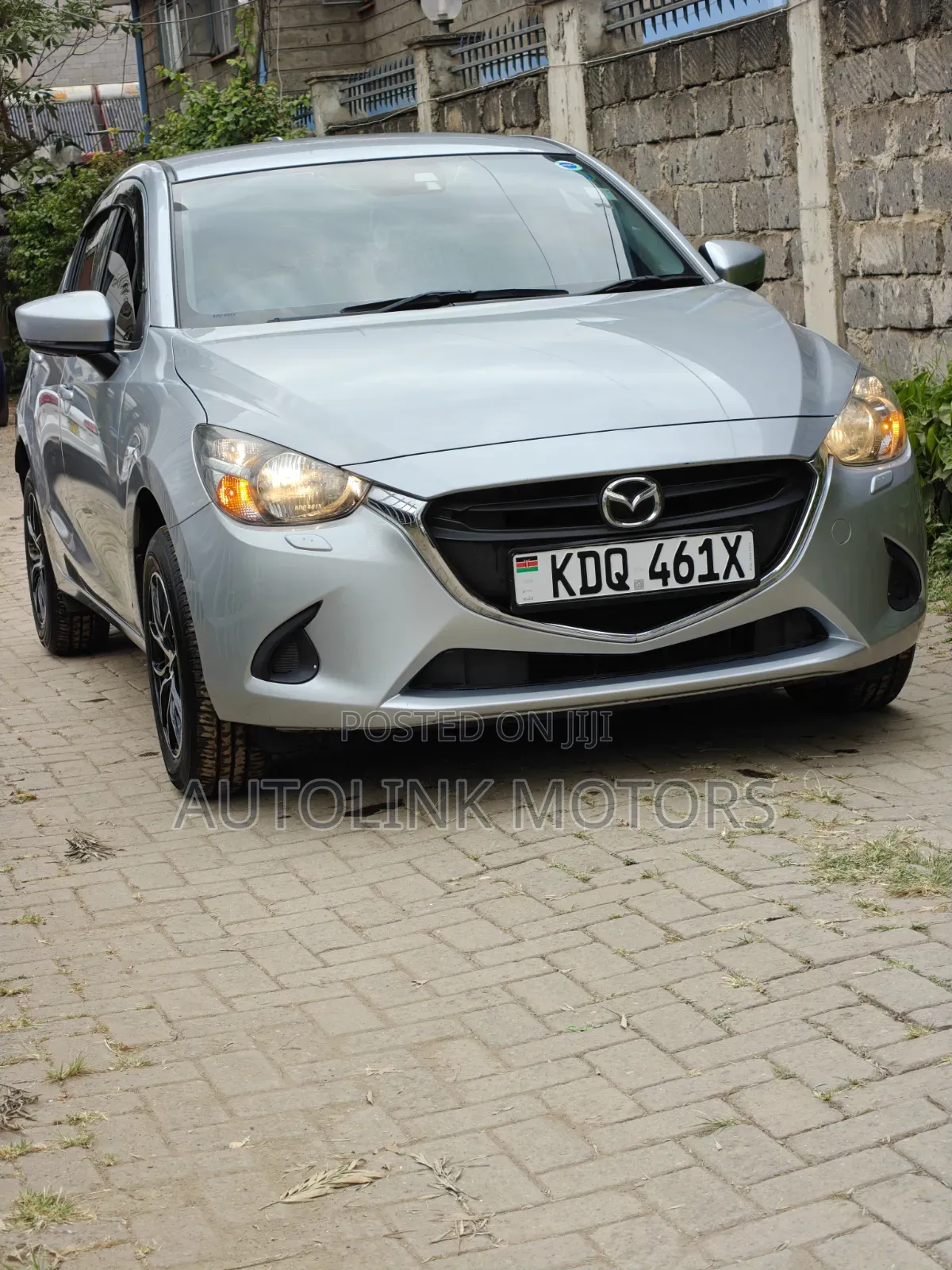 Mazda Demio 2017 Silver