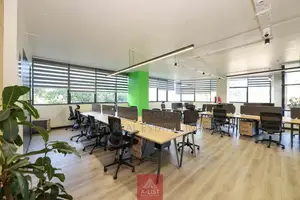 3918 SQFT Open Executive Office Space for Rent in Lavington
