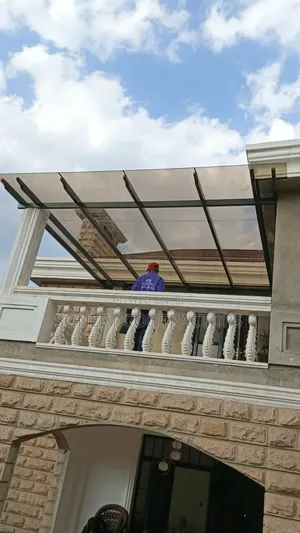 Quality Pergola Glass at Balcony